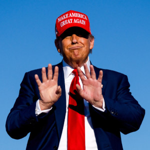  Donald J.Trump 